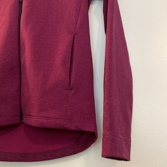 Peak Performance hoodie - Picture 2 of 4